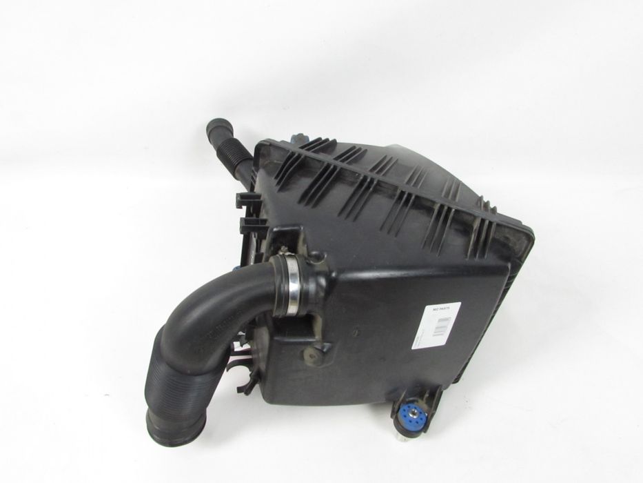 Caixa De Filtro De Ar Semi-Novo/ Original Bmw I3 (I01) 13717642403