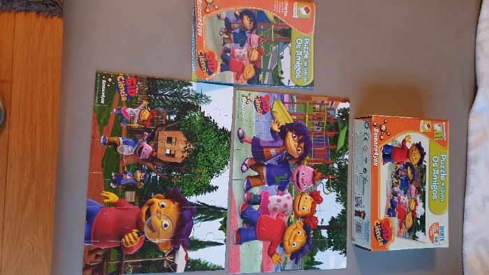 2 puzzles Sid Ciência (24 peças cada) + Livro de atividades (24 pág.)