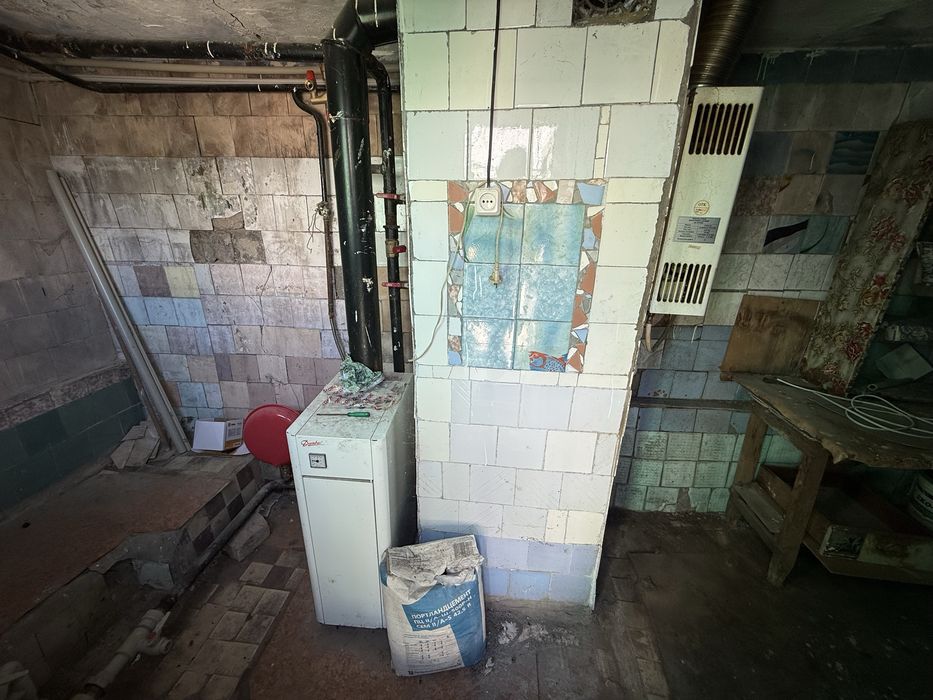 Корабельний/Параджанова С. 2к будинок 58м2 і 6 соток землі