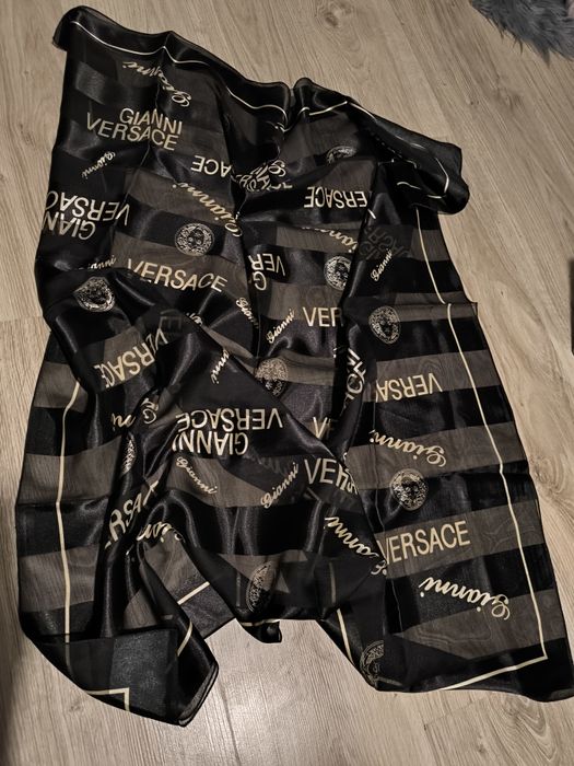 Chusta /szal Versace