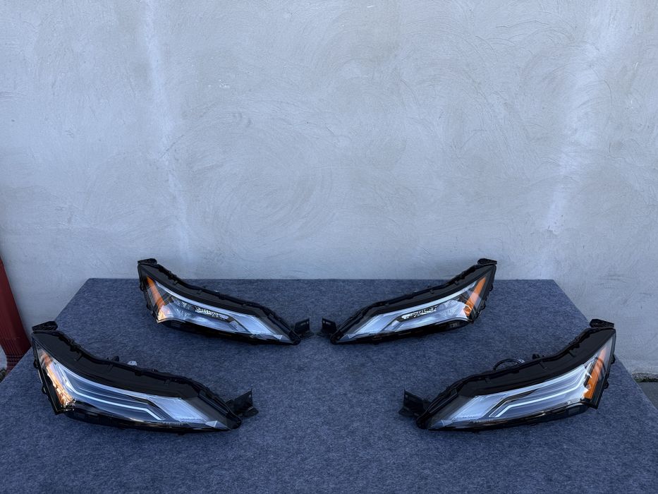 Передні верхні ДХО ліхтарі ліві правіNissan Rogue T33 Рог Т33 розборка