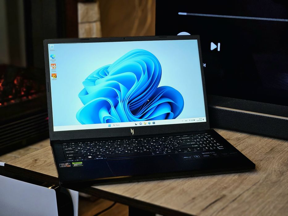 Игровой ноутбук Acer Nitro V15 RTX 4050 Ryzen 7535hs 16/512