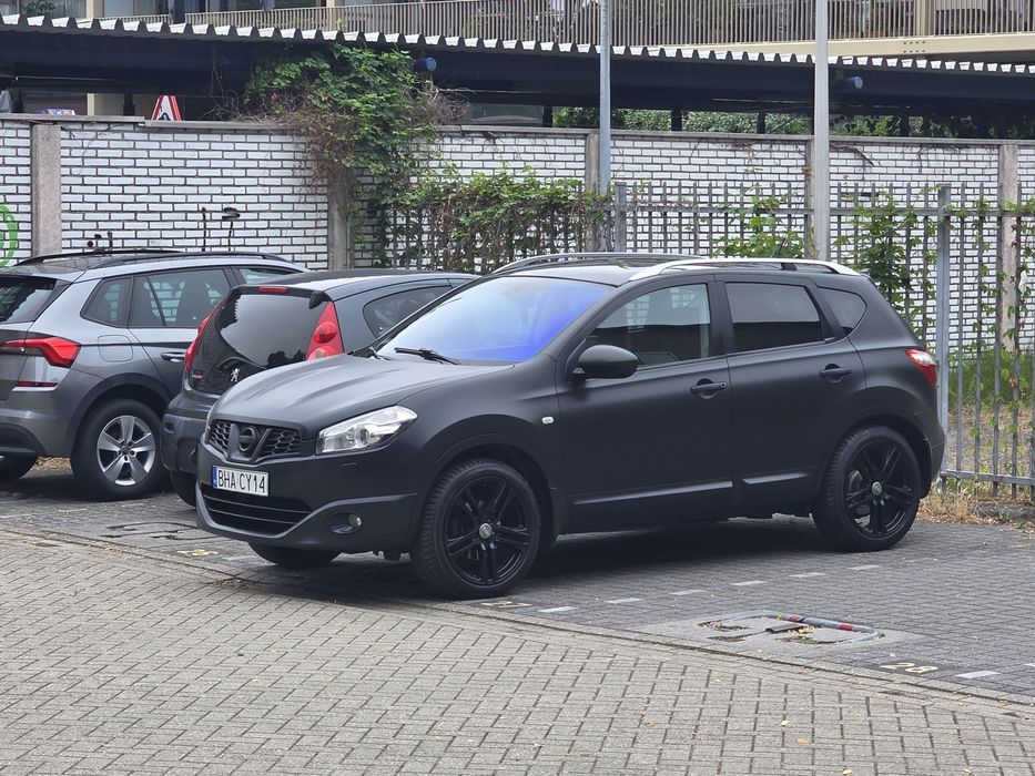 Nissan qashqai 2.0 2010 czarny matt