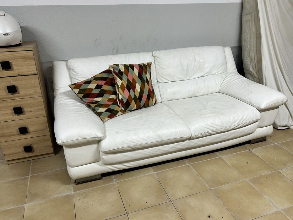 Sofá de pele branco chateau d'ax