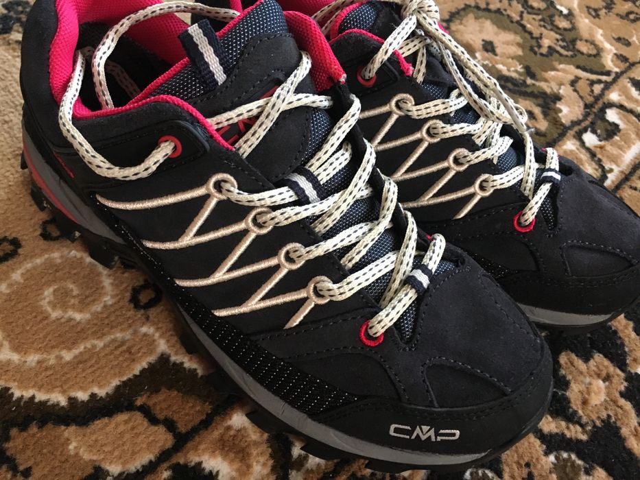 Красовки дівчачі