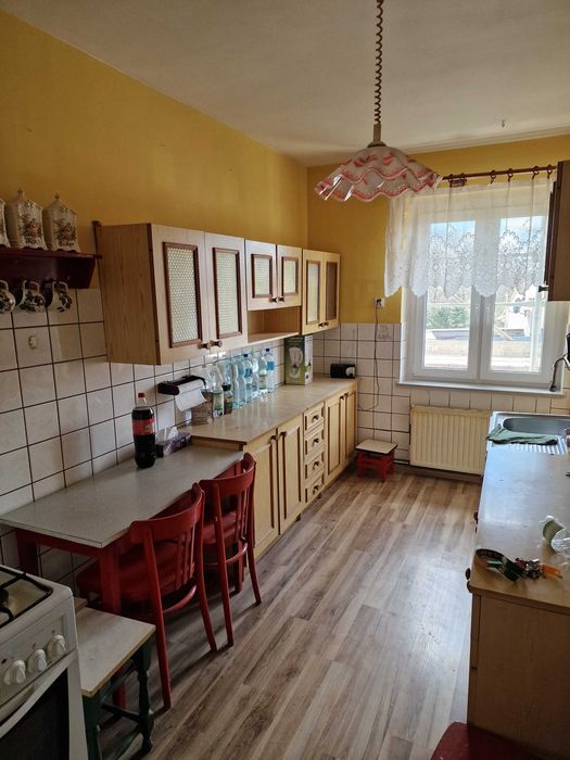 wynajmę umeblowane mieszkanie 2 pokojowe 3 piętro Strzelin ul. Wodna