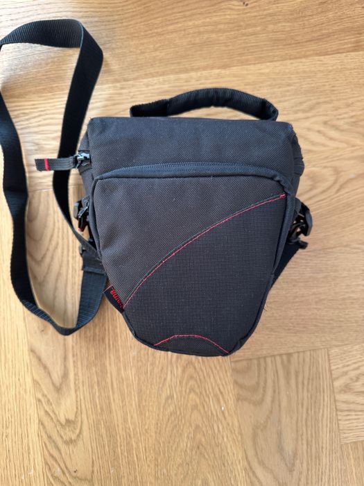 Canon eos 1100 D z obiektywem 18-55mm