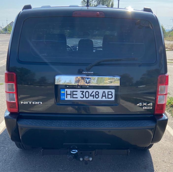Продам Dodge Nitro