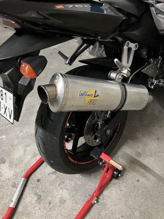 Z750 Kawasaki  - Troco Mota 4 ou Carro nacional