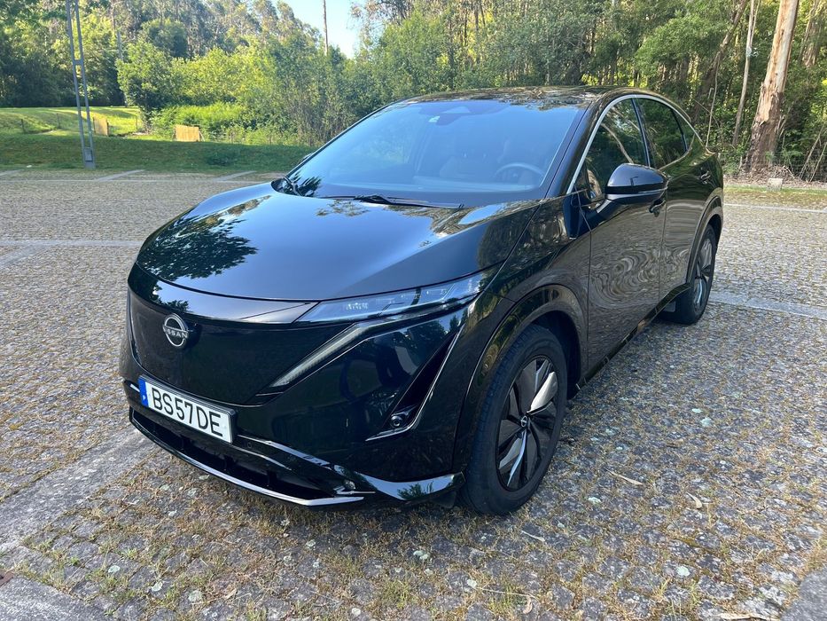 Nissan Ariya 63 kWh Advance Carr. 22kW + Teto Panorâmico