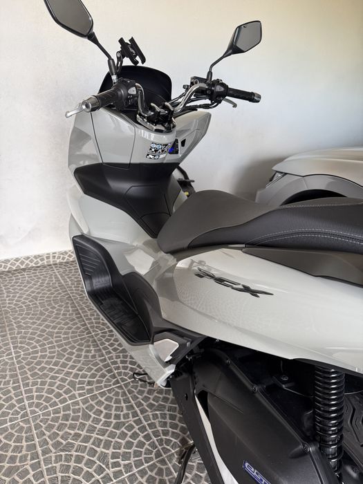 PCX 2023 - como nova