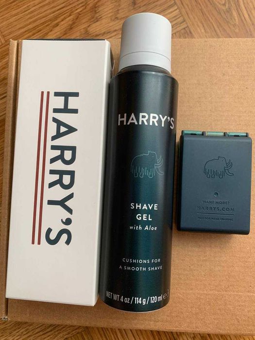 Бритвений верстат Harry's