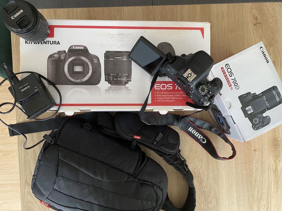 Maquina fotografica canon 700D com pouco uso