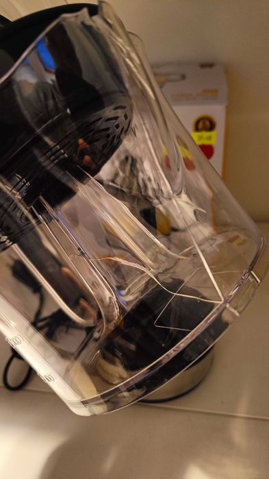 USZKODZONA Wyciskarka do cytrusów Bestron Pęknięty pojemnik