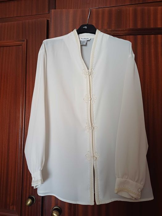 Blusa Ann Taylor Elegante renda Boho