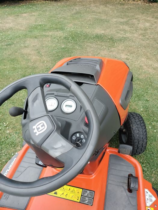 Kosiarka traktorek Husqvarna TS242TXD + nowy kosz trzykomorowy