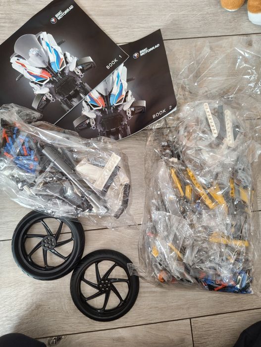 Конструктор Land Rover Defender 2573 деталі