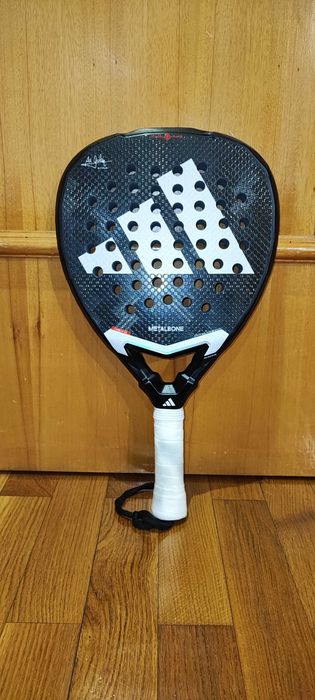 Raquete de padel Adidas Metalbone 3.4 2025