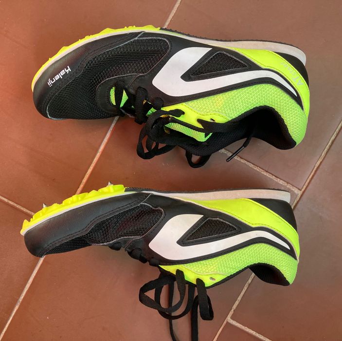 Sapatilhas de bicos / sapatos de corrida em pista