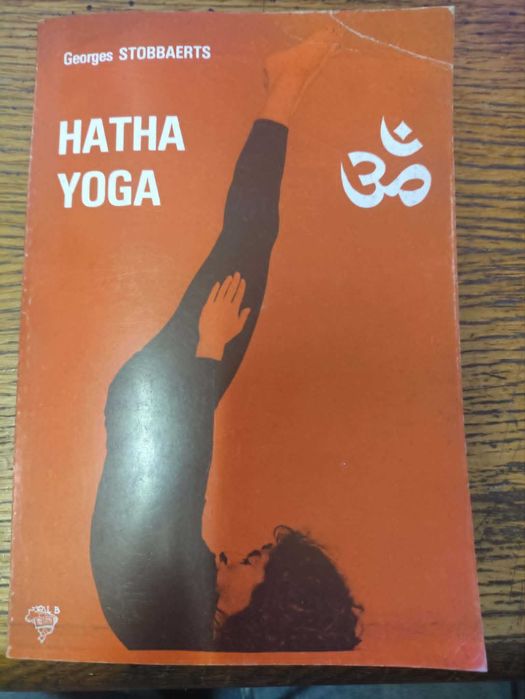 Livro Iniciação ao Hatha Yoga- Georges Stobbaerts