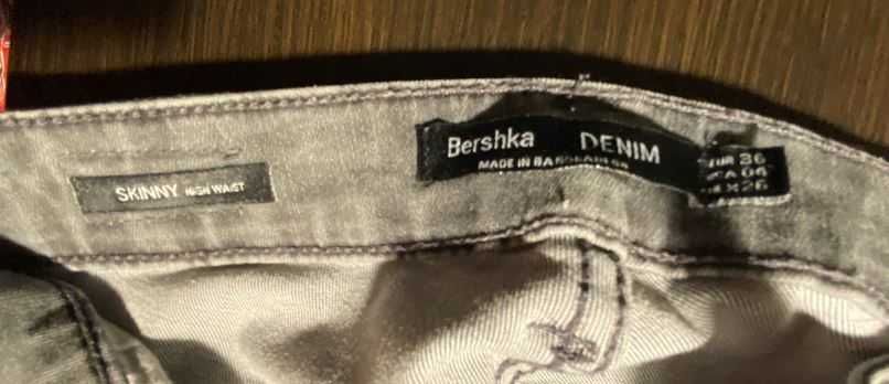 Pakiet spodni 4 pary+bluza gratis+3 pary spodenek (rozm32lub34/XSlubS)