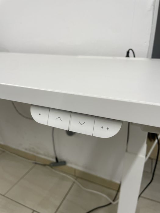 140x60 Biurko elektryczne gamingowe komputerowe ikea mittzon