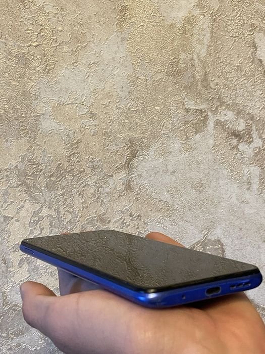 Смартфон Redmi 9T 6/128GB гарний стан!