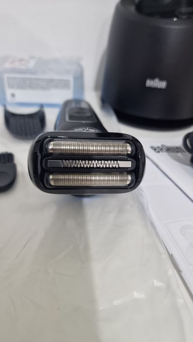 Máquina de barbear Braun Series 5 (Nova)