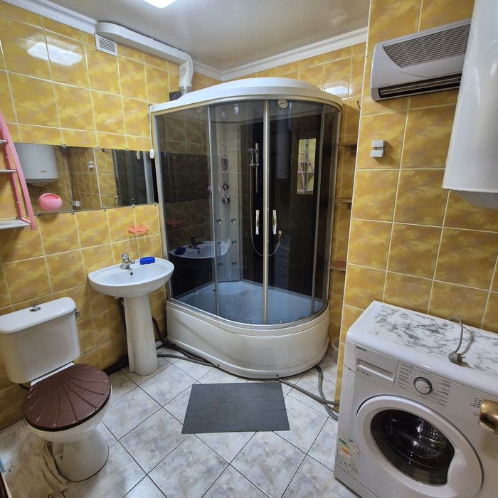 Сдам 2х ком квартиру по Аношкина