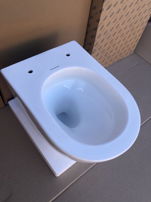 Інствляція Geberit з білою кнопкою з унітазом KollerPool Round Tornado