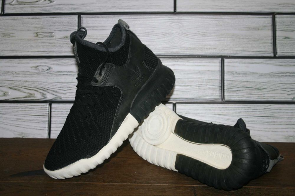 Кроссовки Adidas 41 р. (26 см)