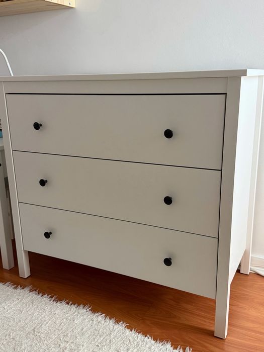 Cómoda Branca Ikea c/3 gavetas, 90x46x83 cm