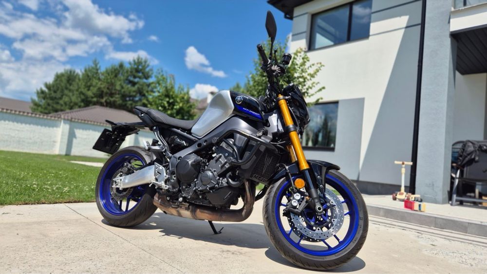 Офіційна Yamaha mt-09sp