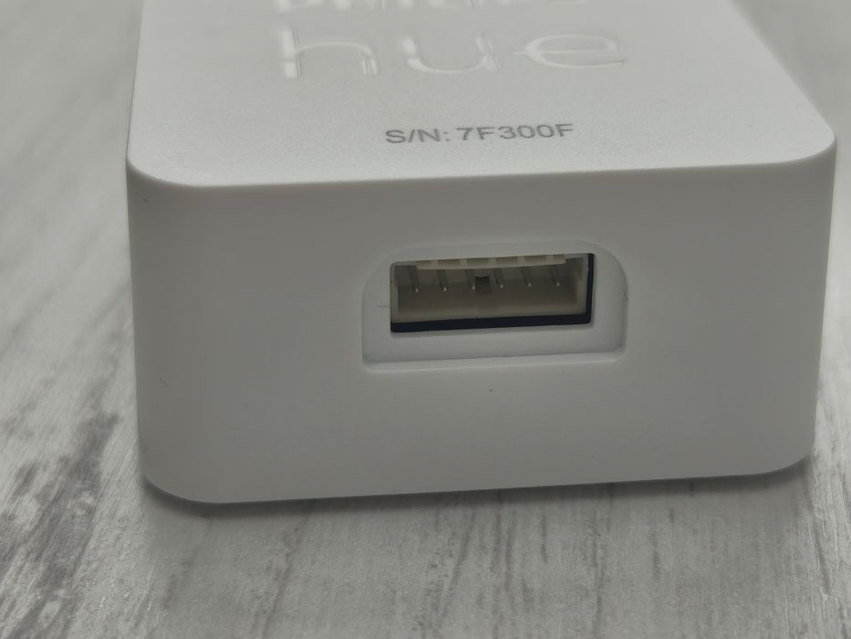 Philips Hue Moduł Bluetooth Lightstrip Plus Color V4