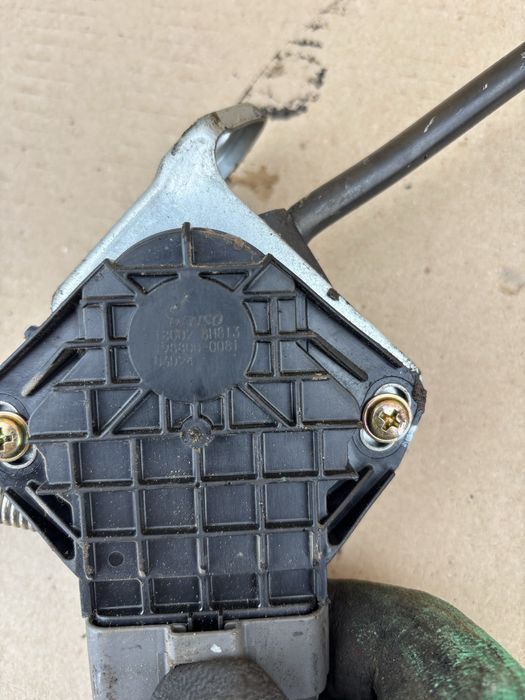 Педаль газа Nissan X-Trail T30 2.2