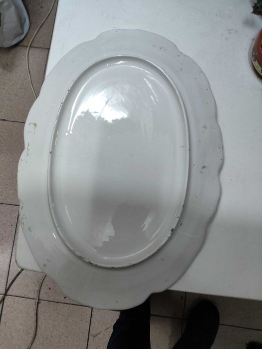 Terrina com tampa e travessa muito antiga em rosa