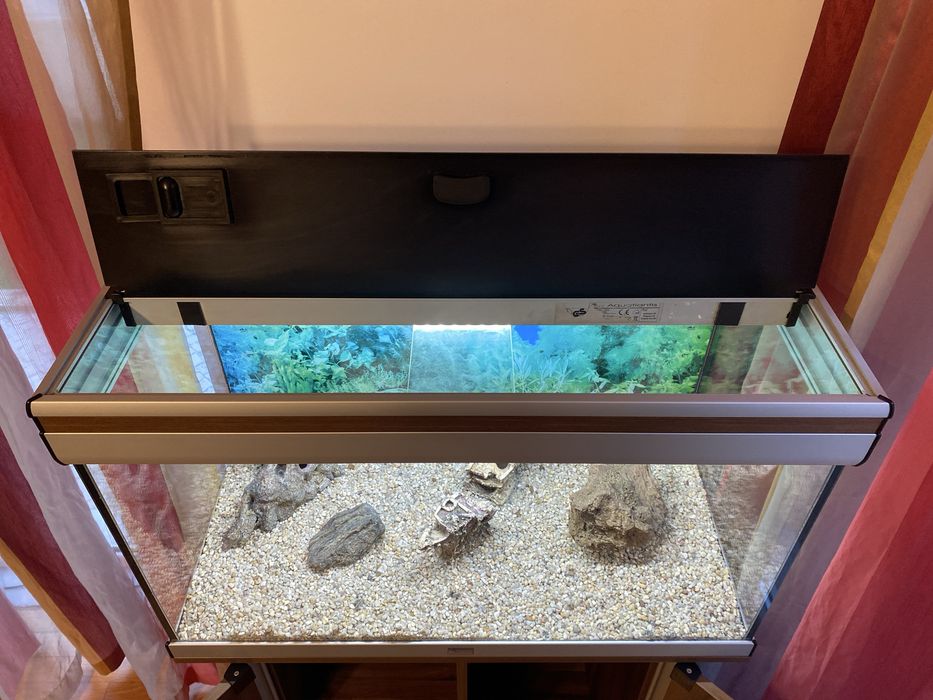 Aquário Aquatlantis 120Lts com  móvel e acessórios