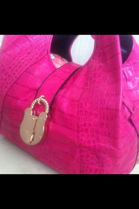 Эффектная фуксия крокодилл большая сумка хобо тоут tote loewe