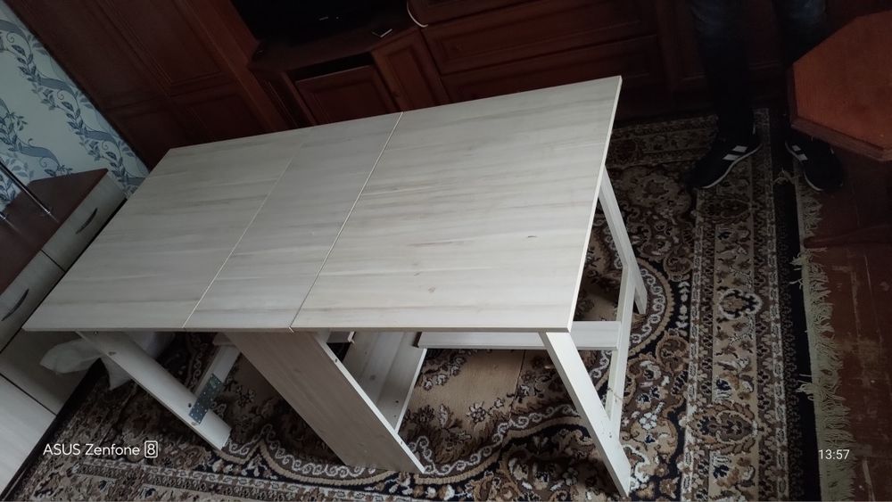 Продам стіл розкладний