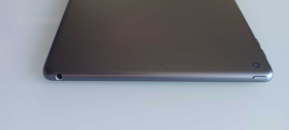 Apple iPad 7 (2019) A210763824747050113123