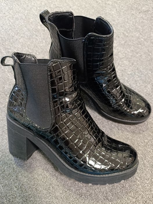 Челси,ботинки в идеальном состоянии размер 42,стелька 27-27,5см