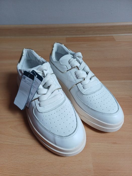 Sneakersy białe Gino Rossi