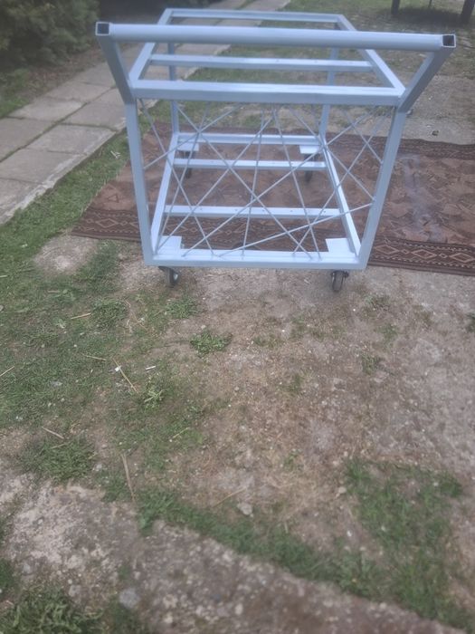 Wozek transportowy