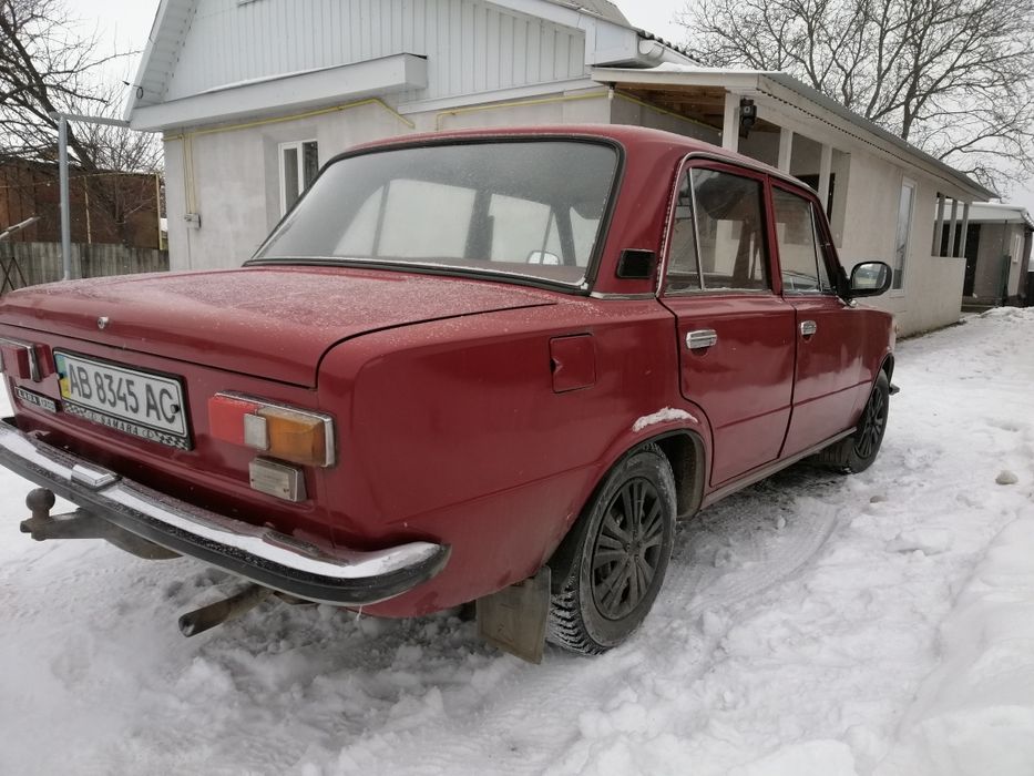 Продам ваз 21011