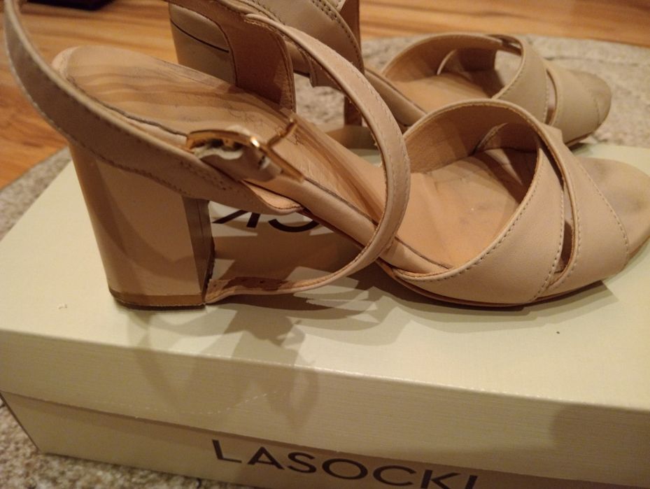 Sandały firmy Lasocki