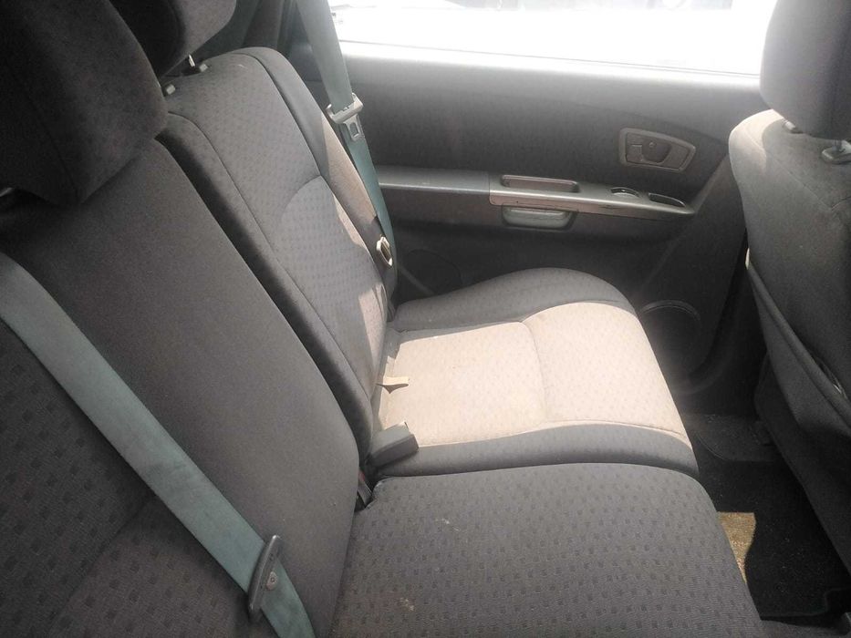 PARA PEÇAS Kia Carens II 2.0 Crdi de 2002 com 113 cv