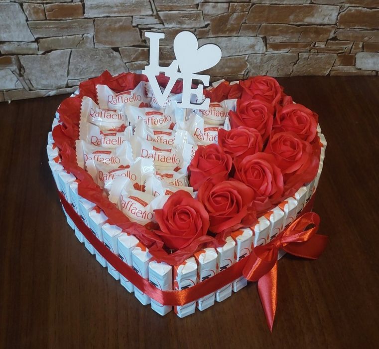 Подарунок на день закоханих,солодкі букети,день Святого Валентина