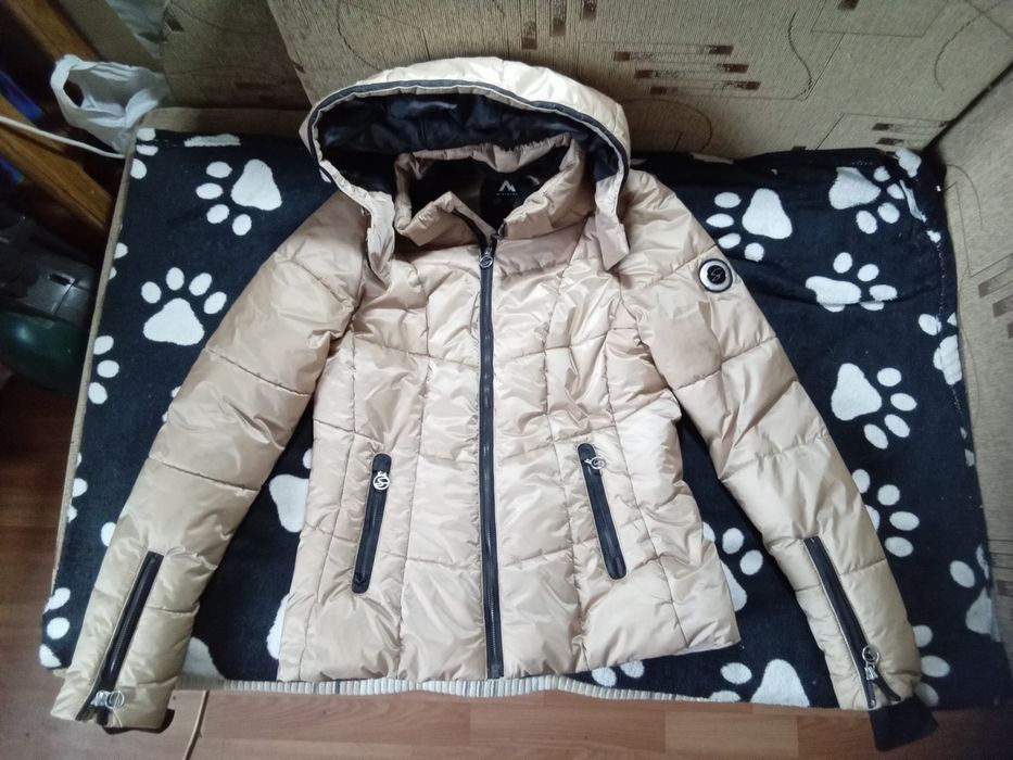 Куртка женская р. 44-48