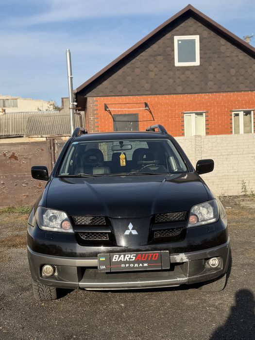 В продаже Mitsubishi Outlander Полный привод