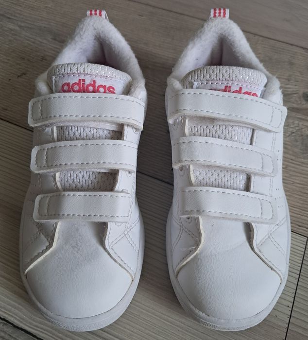 Кросівки ADIDAS  (р. 28)